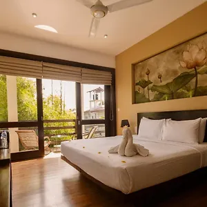 4* Hotel Terrace & - Free Airport Shuttle Service